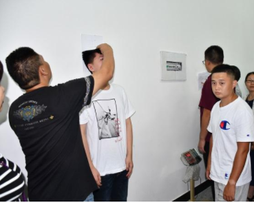 超声波色淫网站AV水蜜桃人体生长发育最常见的健康指标身高,你了解吗？