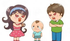 gk色淫网站AV水蜜桃品牌讲解经常吼孩子会影响孩子身高？吼孩子的危害，远比你想得多！